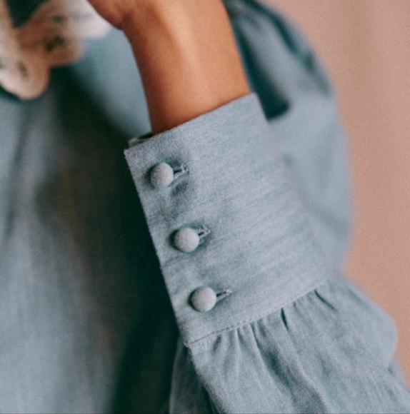 Sezane Helio Shirt in Chambray NEW - Picture 5 of 14